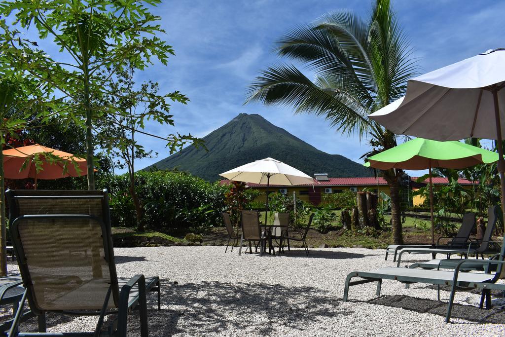 Hotel Roca Negra Del Arenal La Fortuna Exterior foto